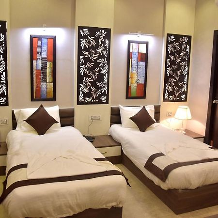 Hotel Mahendra Plaza Hardoi Exterior foto
